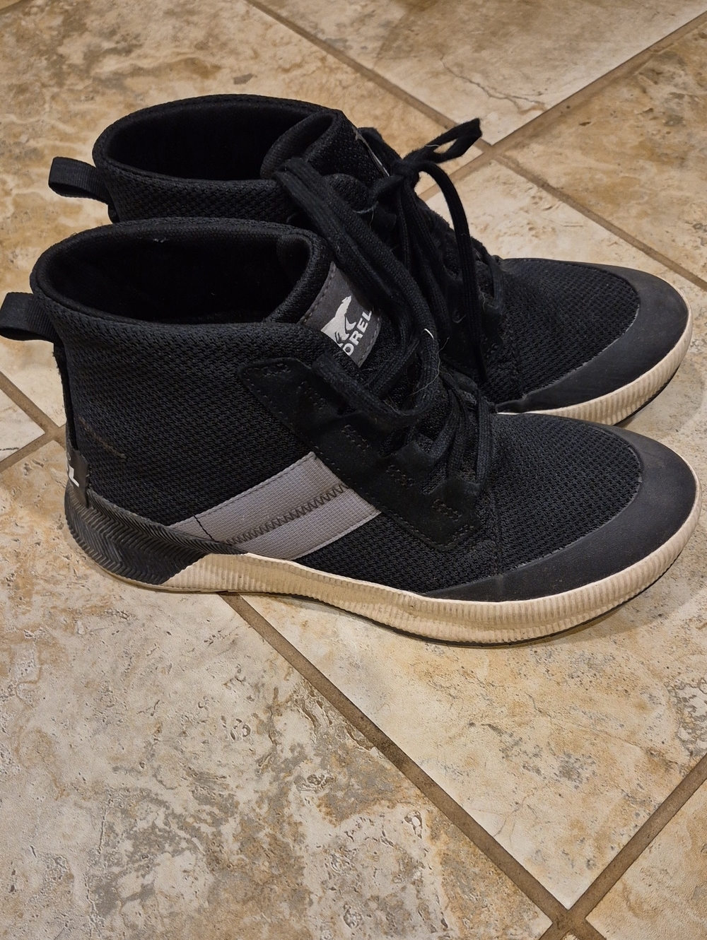 Sorel Black High-Top Sneakers with Gray Stripe